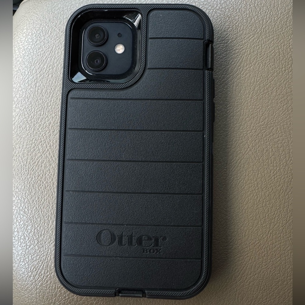 OtterBox Black Case for iPhone 12 & 12 Pro
